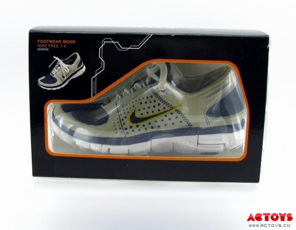 擎天柱（Nike Free 7.0海洋色版）