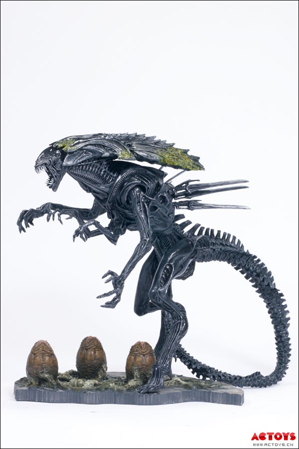 异形女王和台座