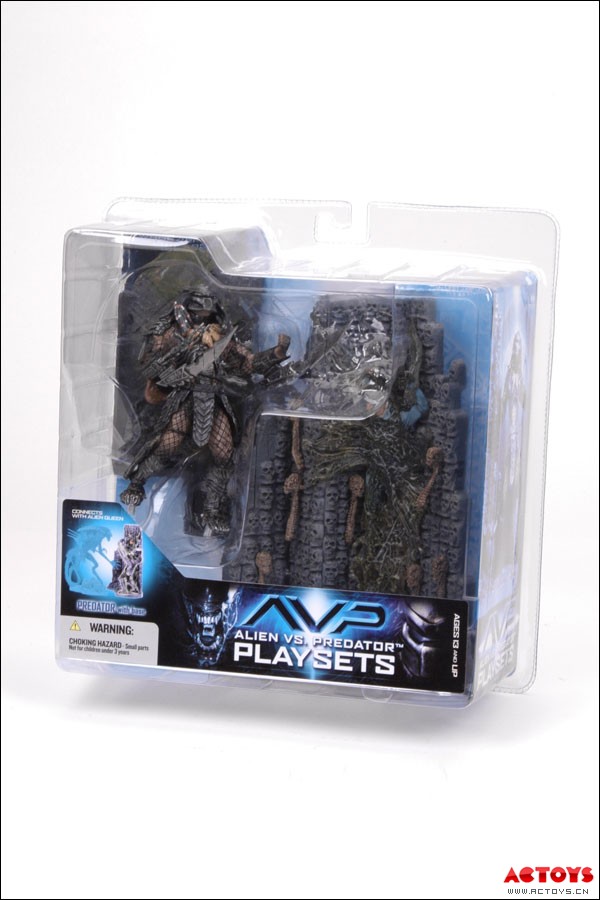 铁血战士和台座