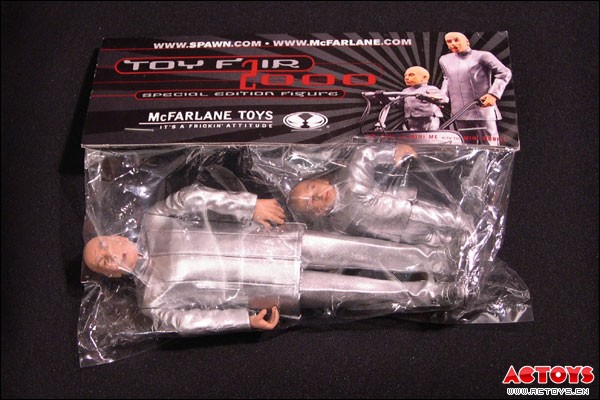 2000年展会：邪恶博士 和 迷你我