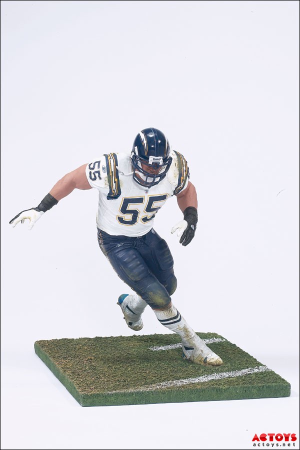 JUNIOR SEAU