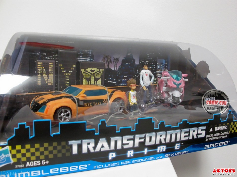 变形金刚,纽约玩具展,NYCC 2011,展会限定版玩具,领袖之证,PRIME,大黄蜂,阿尔茜,杰克,拉夫,Bumblebee,Arcee
