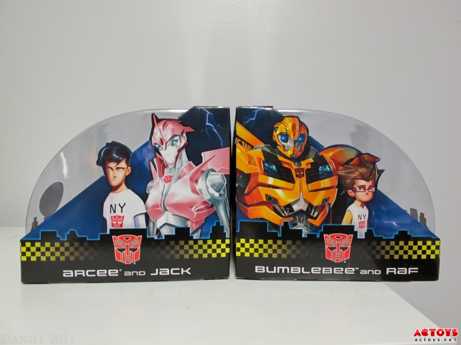 变形金刚,纽约玩具展,NYCC 2011,展会限定版玩具,领袖之证,PRIME,大黄蜂,阿尔茜,杰克,拉夫,Bumblebee,Arcee