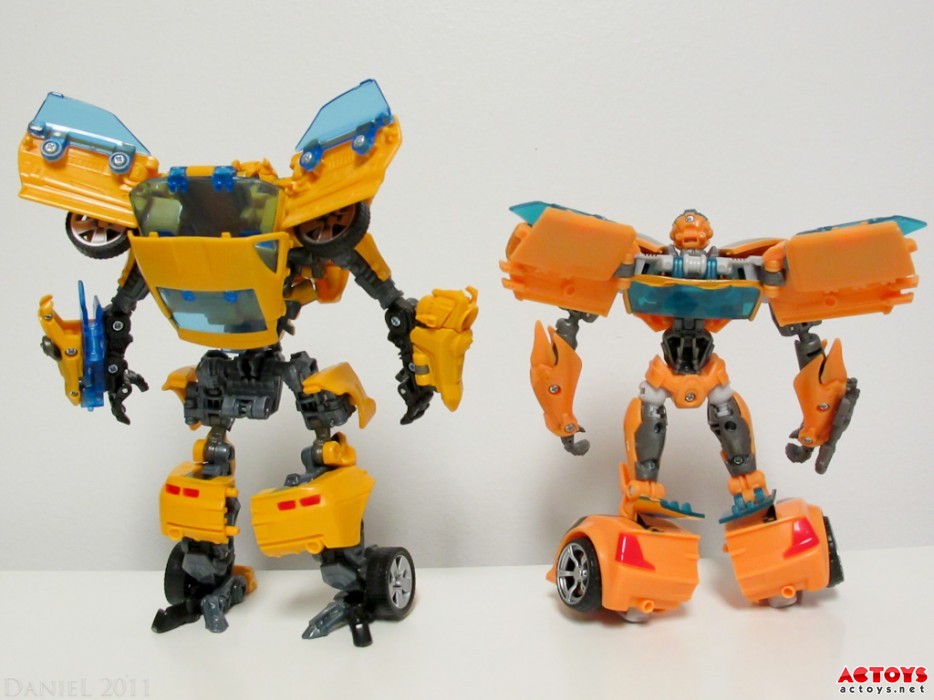 变形金刚,纽约玩具展,NYCC 2011,展会限定版玩具,领袖之证,PRIME,大黄蜂,阿尔茜,杰克,拉夫,Bumblebee,Arcee