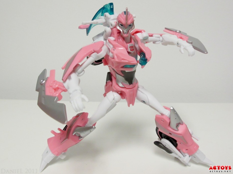 变形金刚,纽约玩具展,NYCC 2011,展会限定版玩具,领袖之证,PRIME,大黄蜂,阿尔茜,杰克,拉夫,Bumblebee,Arcee