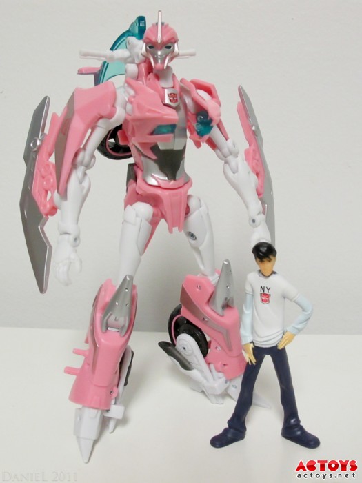 变形金刚,纽约玩具展,NYCC 2011,展会限定版玩具,领袖之证,PRIME,大黄蜂,阿尔茜,杰克,拉夫,Bumblebee,Arcee