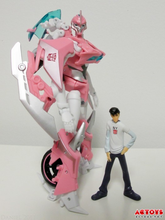 变形金刚,纽约玩具展,NYCC 2011,展会限定版玩具,领袖之证,PRIME,大黄蜂,阿尔茜,杰克,拉夫,Bumblebee,Arcee