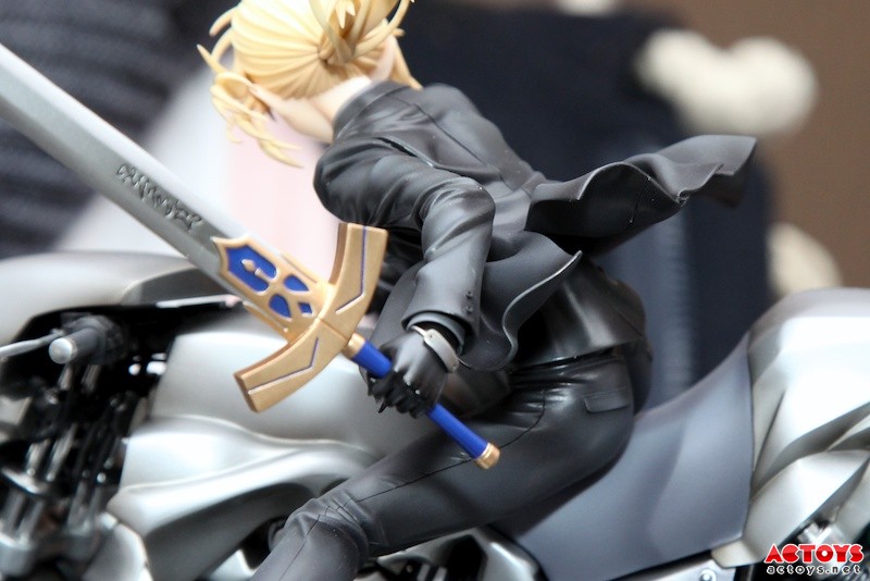 【新品介紹】【GSC】Fate/Zero Saber Saber Motored Cuirassier 1/8 PVC Figure - hyde - 囧HYDE囧の御宅部屋