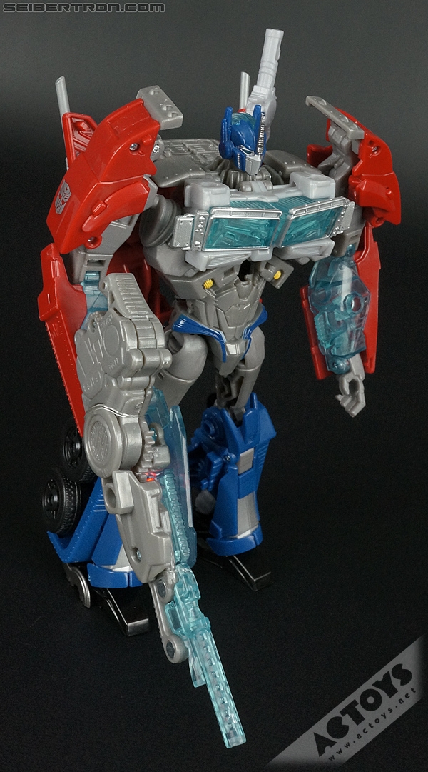 r_optimus-prime-084