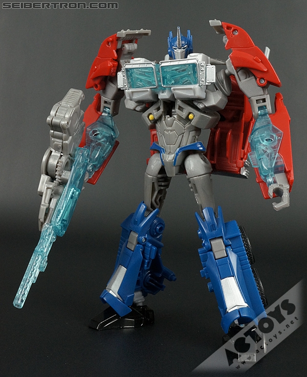 r_optimus-prime-138