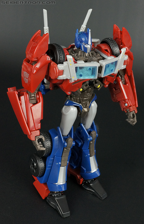 r_optimus-prime-voyager-083