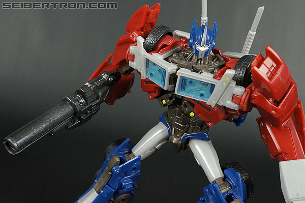 r_optimus-prime-voyager-114