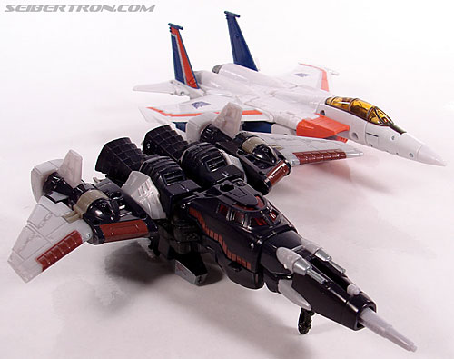 r_cyclonus068