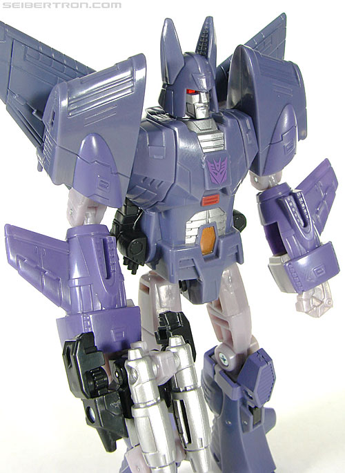 r_challenge-cyclonus-085