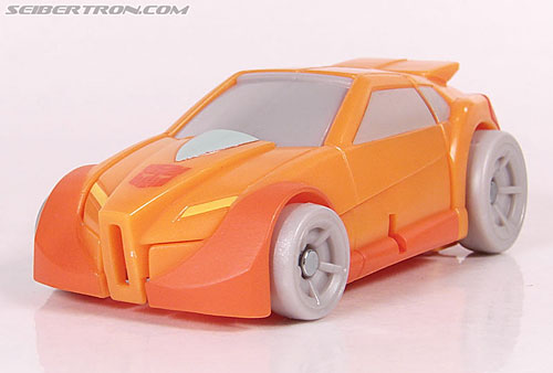 r_wheelie023