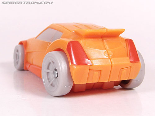 r_wheelie021