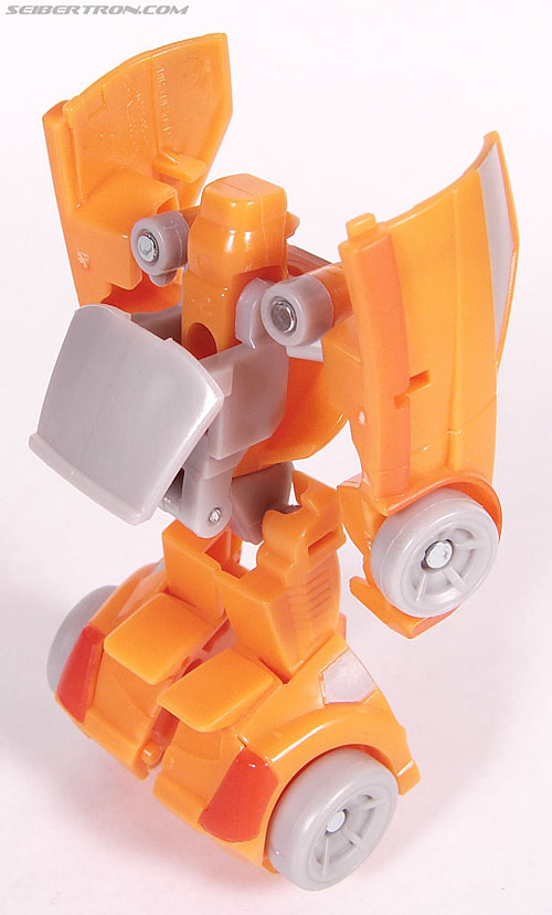 r_wheelie043