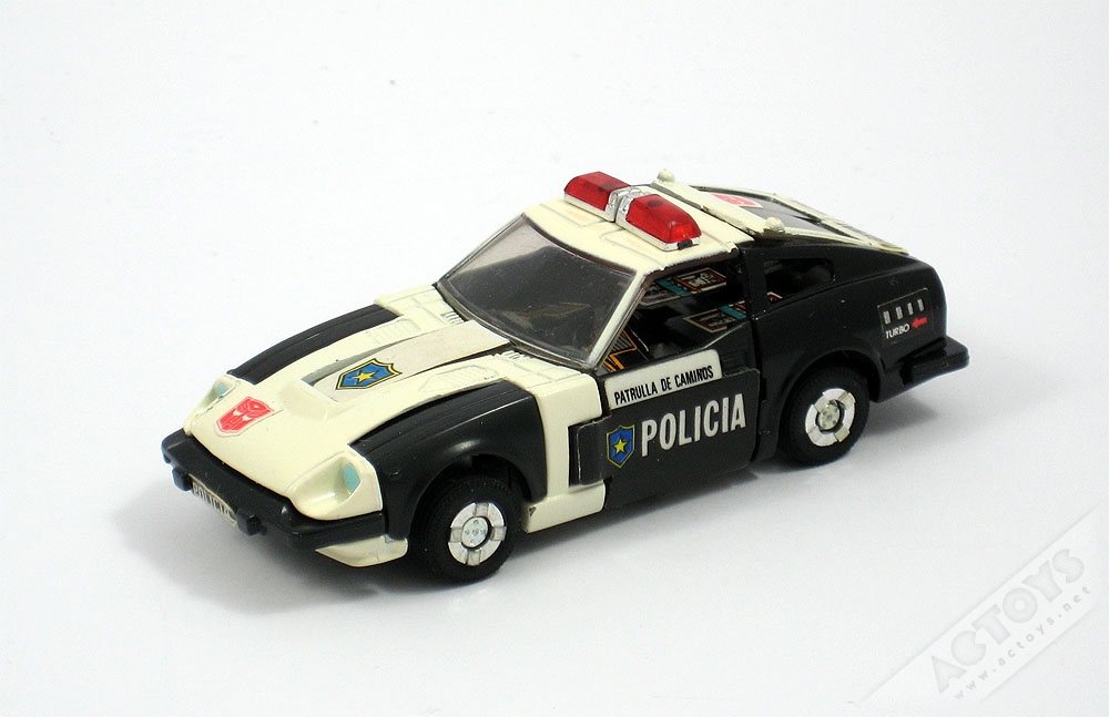 警车（肩膀和腿是黑色的）-04