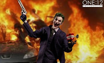 Mezco 可动人形 漫画版 小丑